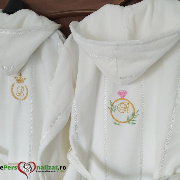 Halate personalizate pe spate